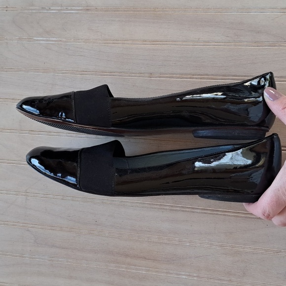 Ellen Tracy Candace Patent Leather Dressy  Classy Quality Elagant Nuetral Flats - Picture 11 of 11